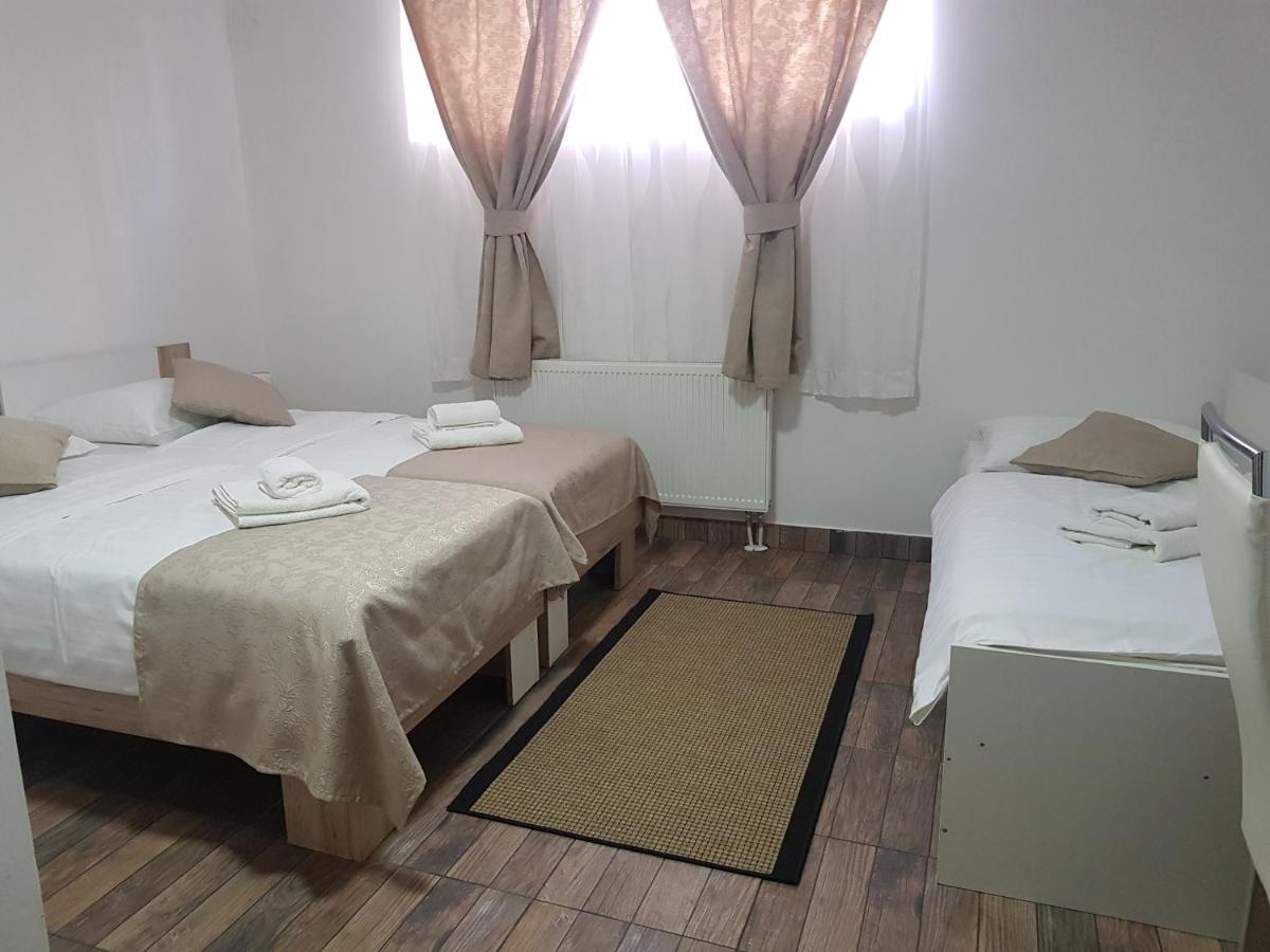 Guesthouse Dubai Zagabria Esterno foto