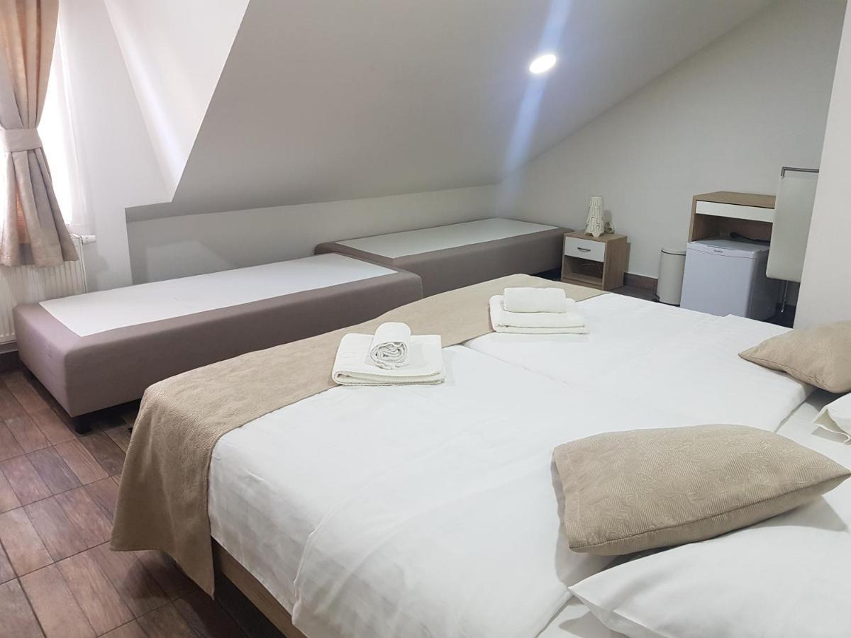 Guesthouse Dubai Zagabria Esterno foto