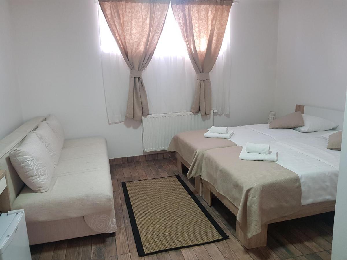 Guesthouse Dubai Zagabria Esterno foto