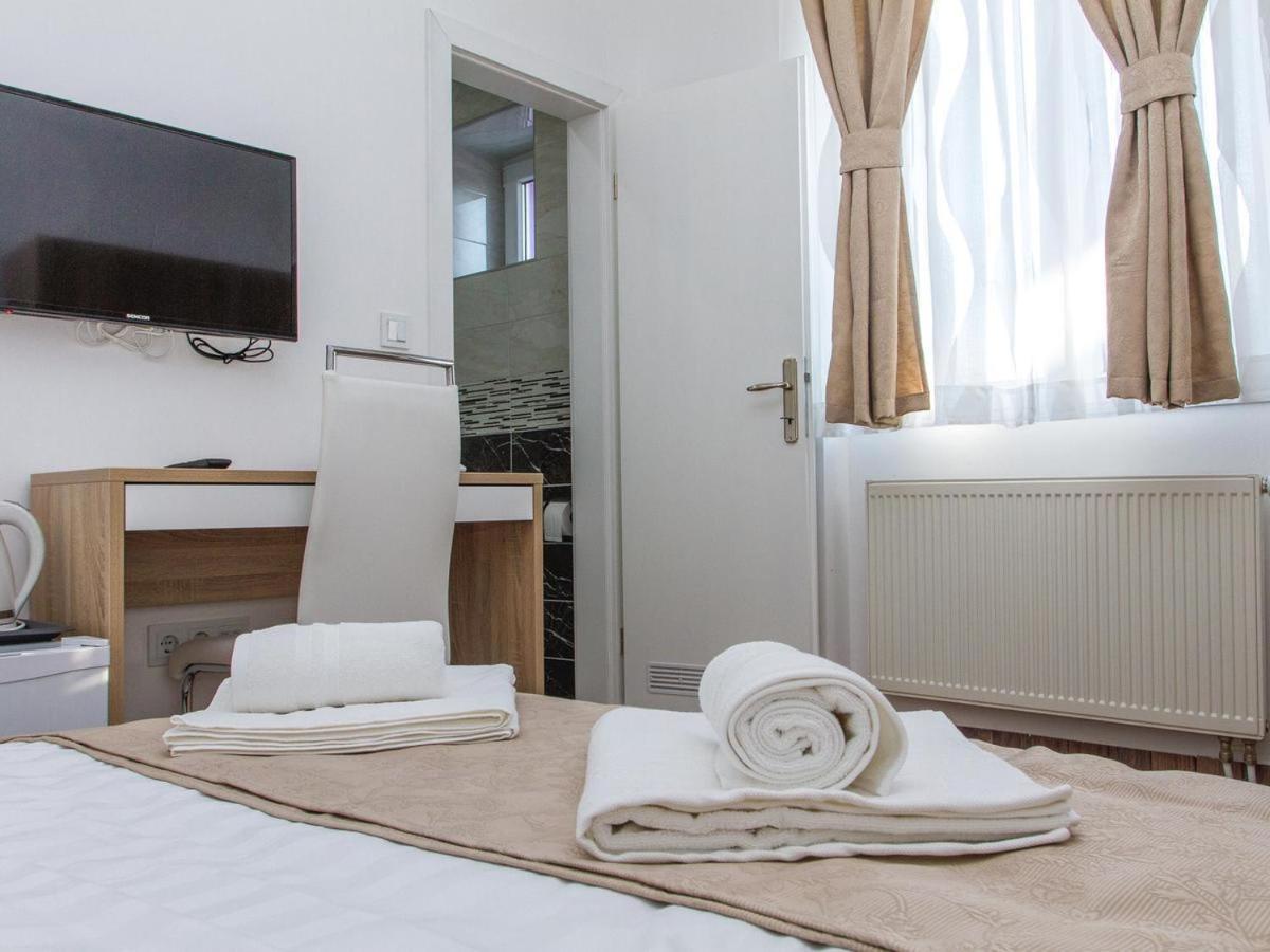 Guesthouse Dubai Zagabria Esterno foto
