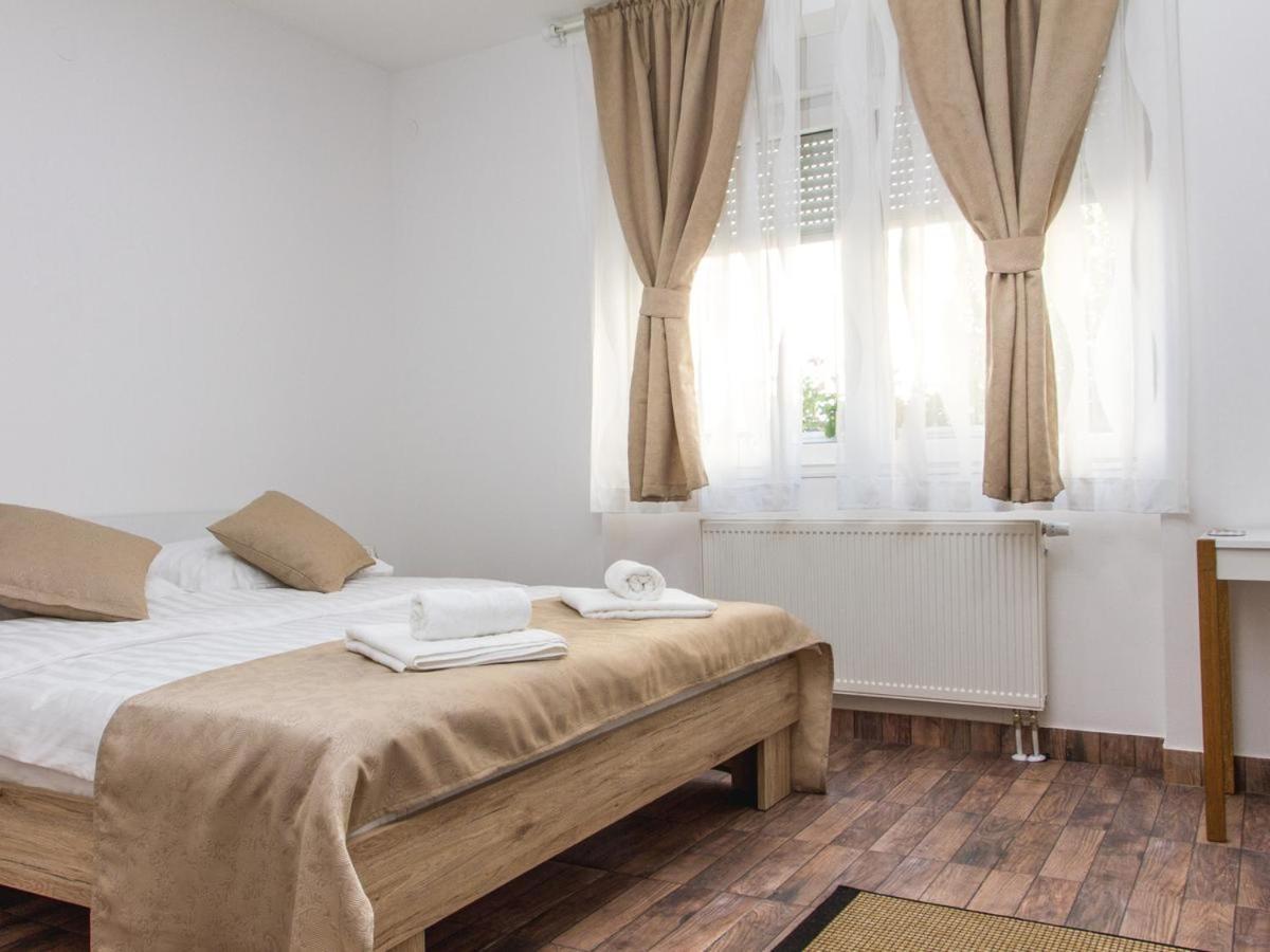 Guesthouse Dubai Zagabria Esterno foto